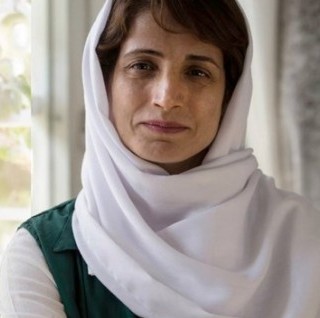 Nasrin Sotoudeh's law license suspended, sit-in to protest